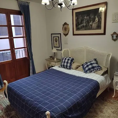 Casona Rey Fernando Holiday home *