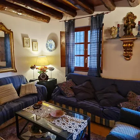 Casona Rey Fernando Holiday home *